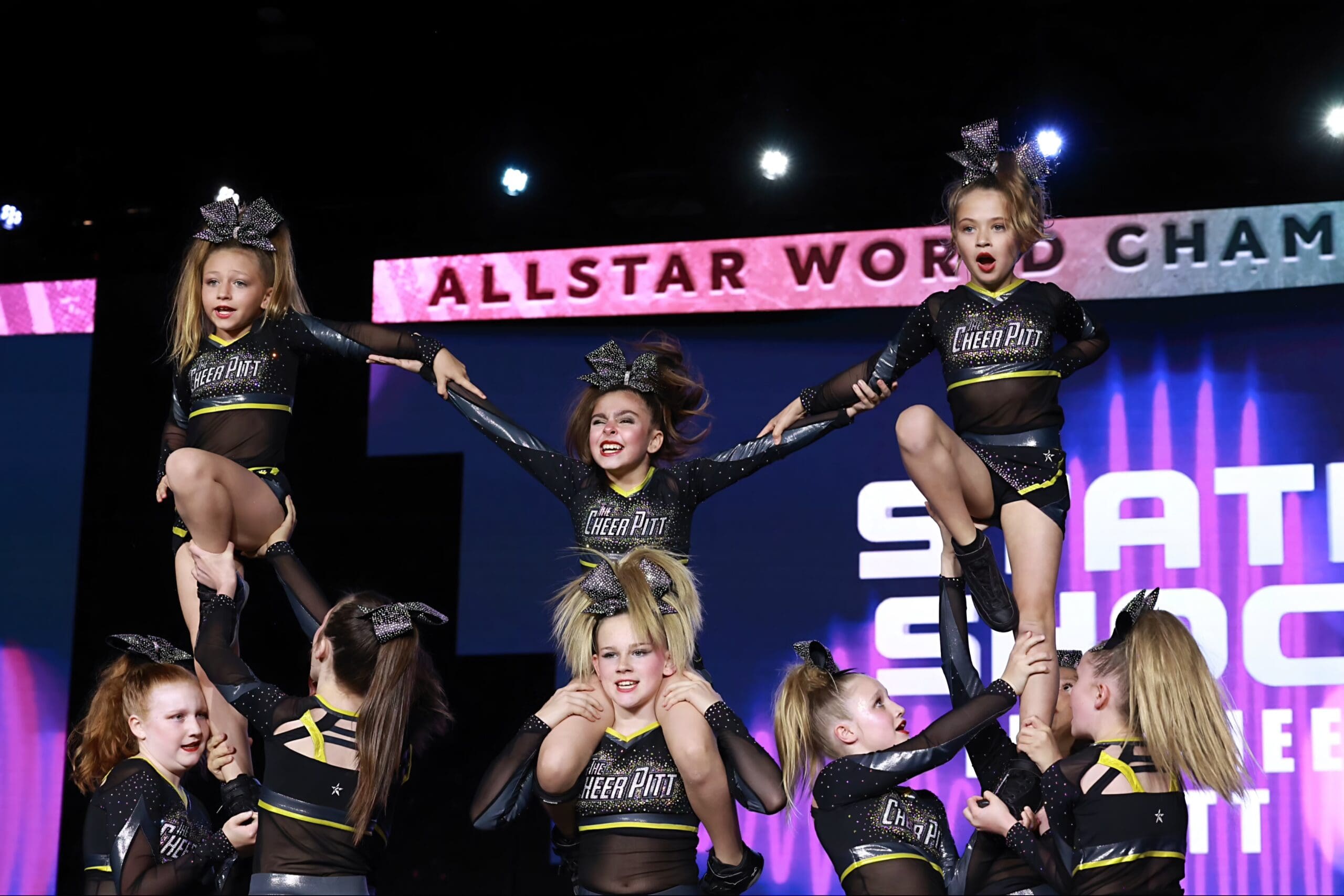 Competitive Cheerleading Near Me in Pittsburg | Elite